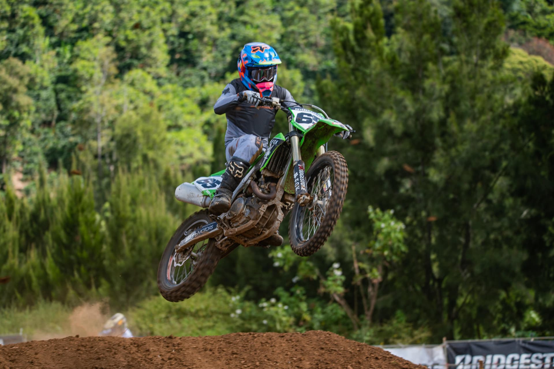 Team Kawasaki triunfa en la última jornada del Campeonato de Motocross 2023