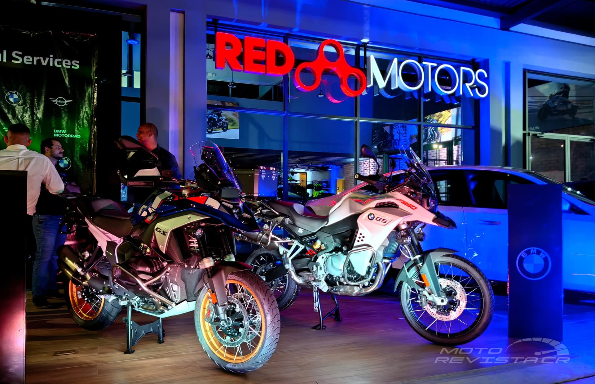 Red Motors invierte $6M en nuevo showroom para su línea de motos