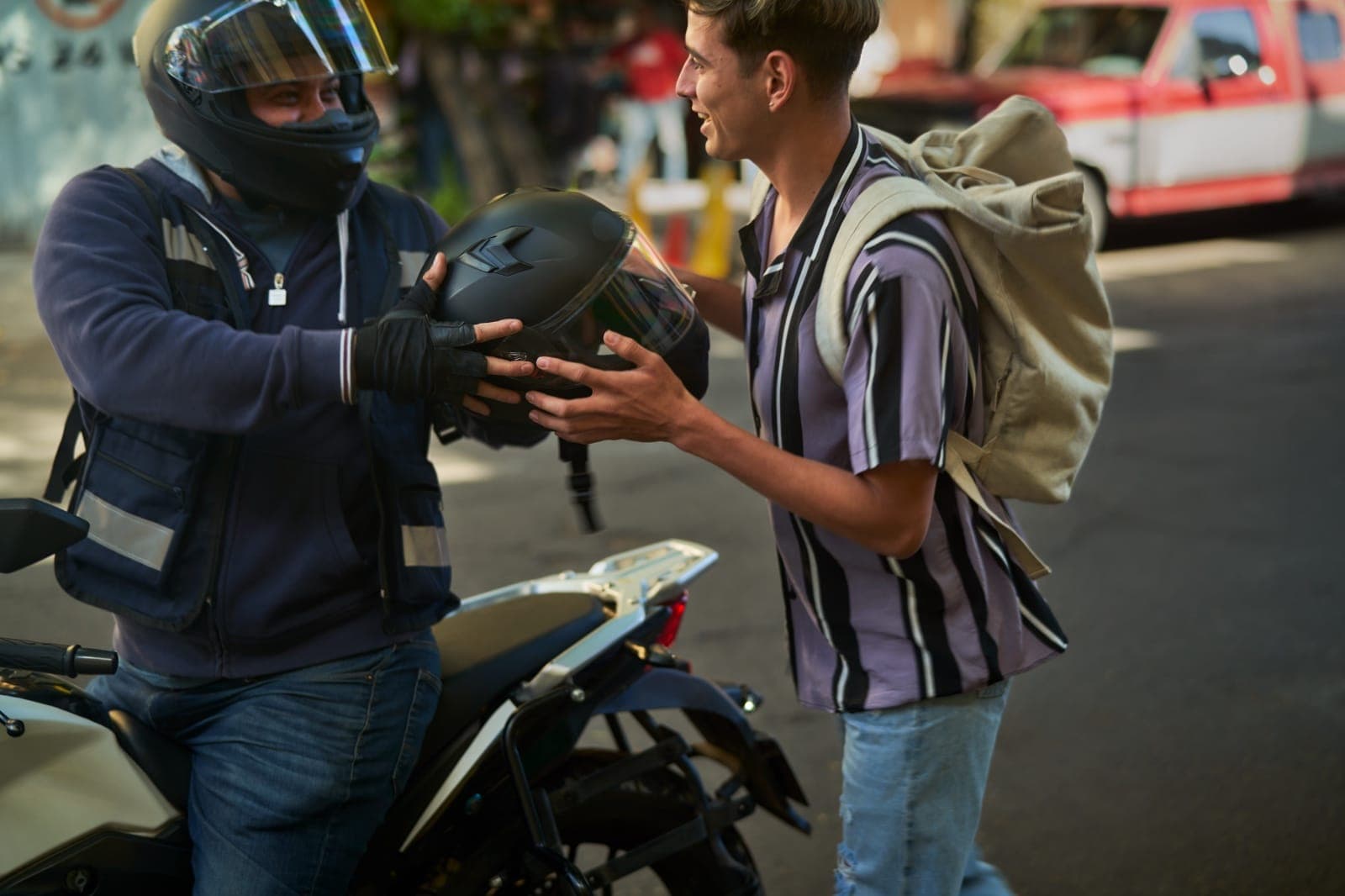Cartagineses ya pueden solicitar sus viajes en Uber Moto