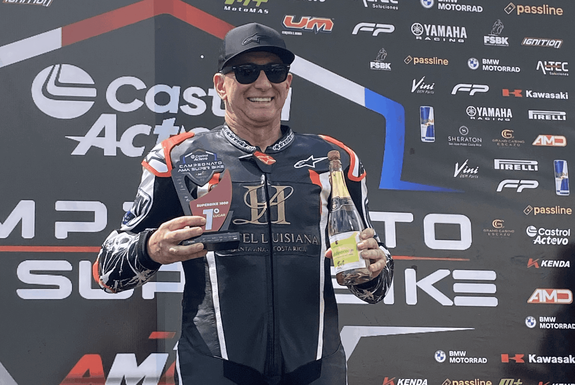 Iván Sala se impone en segunda jornada del AMA Super Bikes