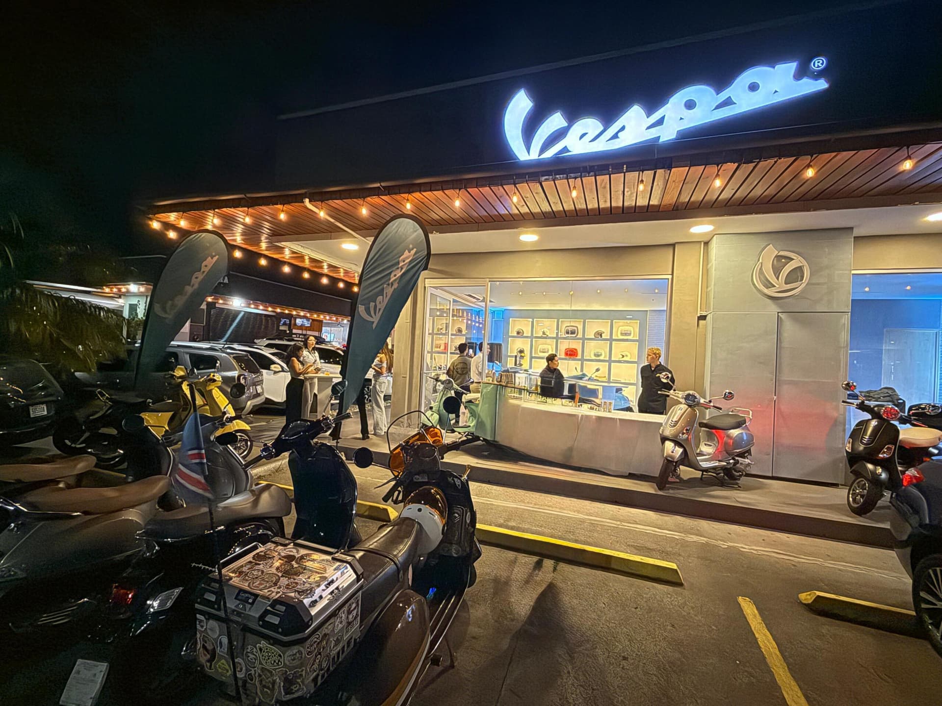 Inauguración de nueva Vespa Store en Costa Rica