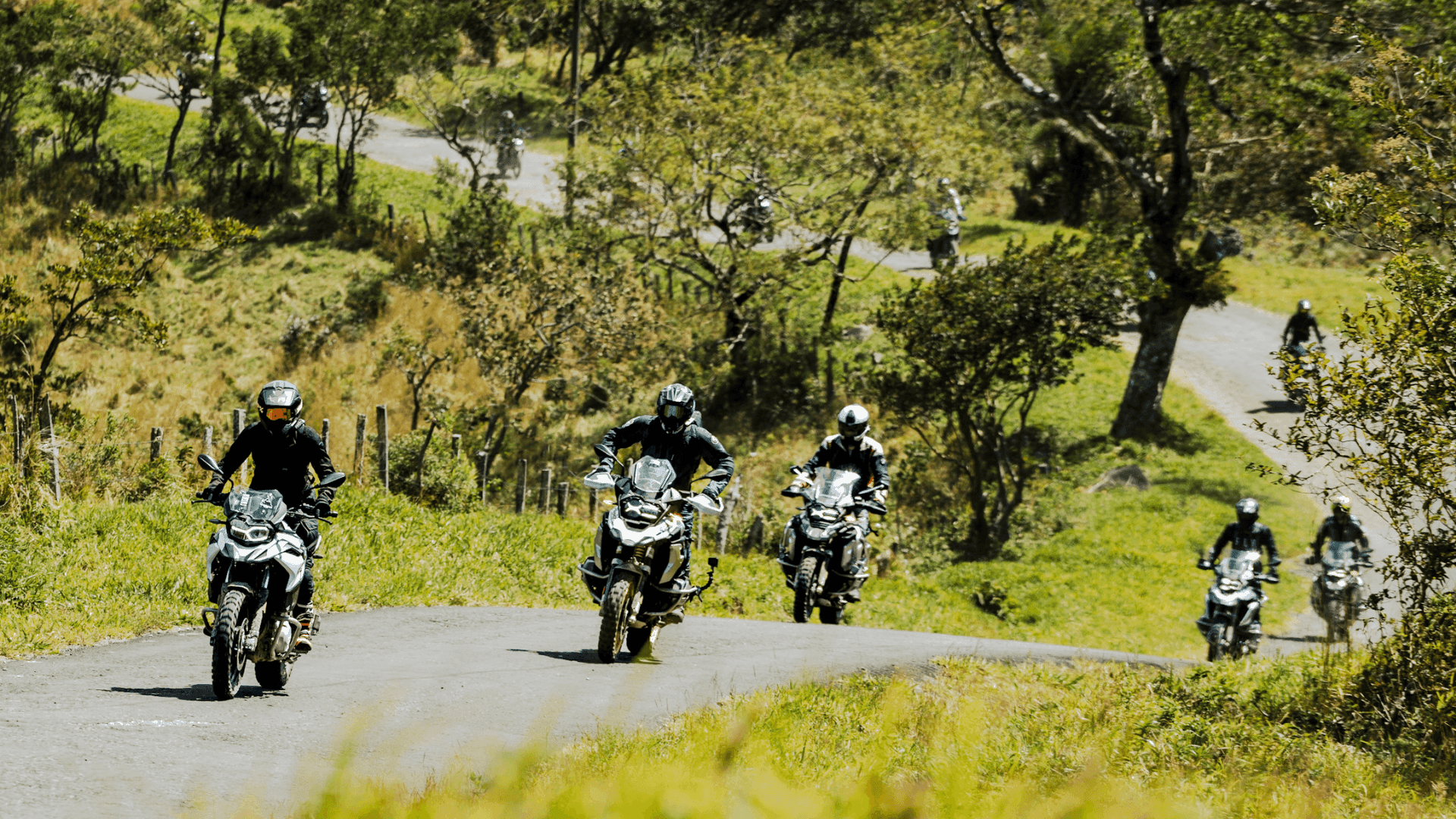 Motociclistas llevarán útiles a niños de Puntarenas