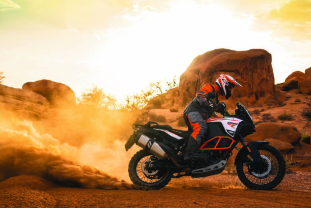 ktm 1290 super adventure r action 03