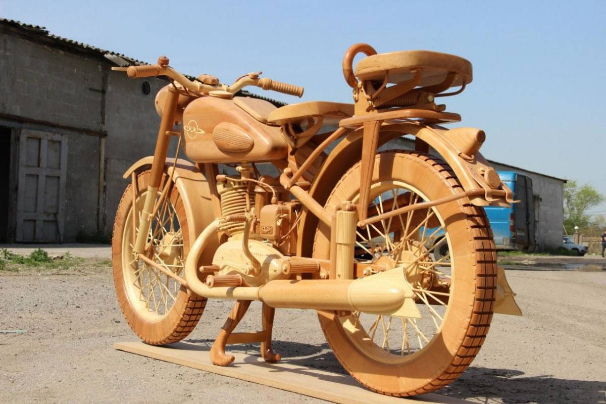 moto madera