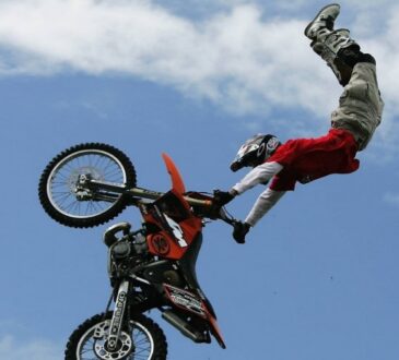 Freestyle de motocross. 3 prin