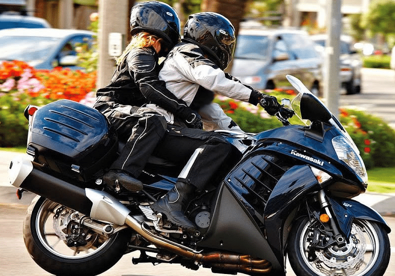 Responsabilidades del copiloto en una moto. 6 moto3