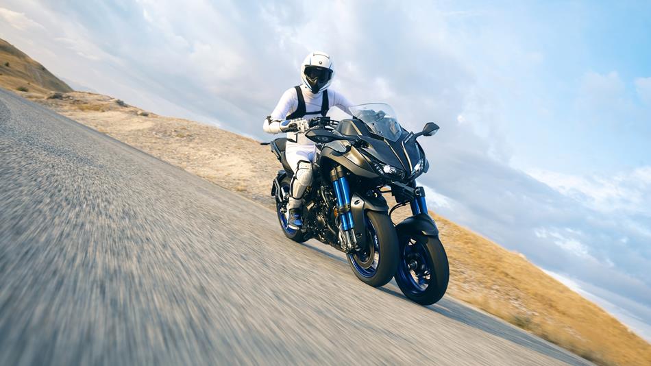 Conoce la nueva Yamaha Niken 2018 2 niken