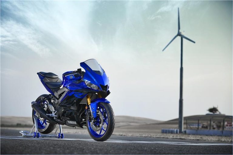 Yamaha YZF-R3 se actualiza para 2019