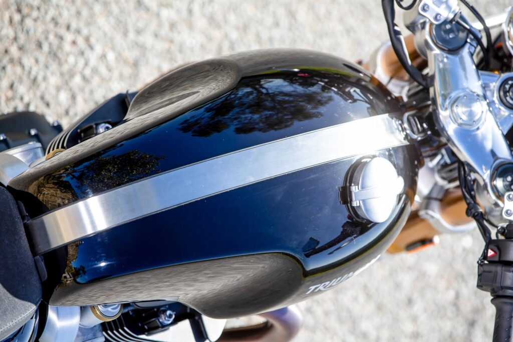TRIUMPH 