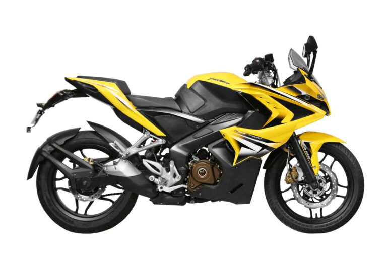Galería Moto Revista CR 635 Ficha Técnica Pulsar RS 200