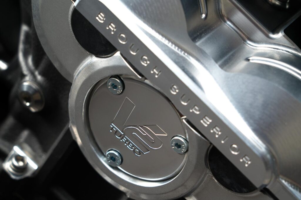 AMB 001 DE ASTON MARTIN Y BROUGH SUPERIOR 4 aston martin