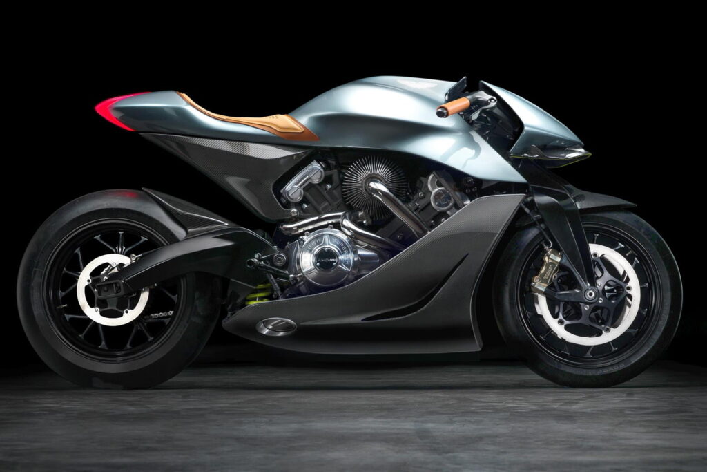 AMB 001 DE ASTON MARTIN Y BROUGH SUPERIOR 8 moto aston