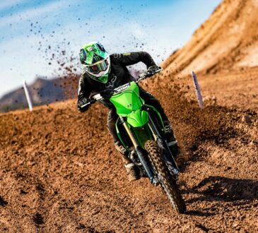 KAWASAKI KX450 Y KX250 2021 13 KAWASAKI KX450 Y KX250 2021