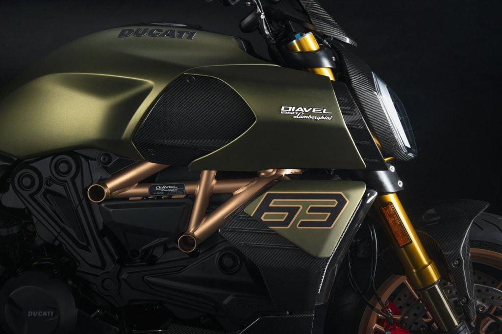 DUCATI DIAVEL 1260 LAMBORGHINI 2021 2 ducati