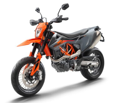 KTM 690 SMC R 2021 11 KTM 690 SMC R 2021