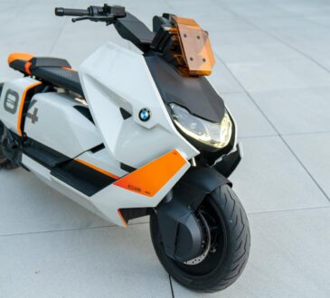 BMW Definition CE 04 Concept Scooter 15 BMW Definition CE 04 Concept Scooter
