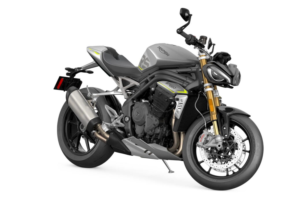 Triumph Speed Triple 1200 RS 2021 6 Triumph 1200 RS 2021