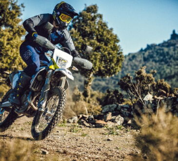 Linea Husqvarna Dual Sport 2022