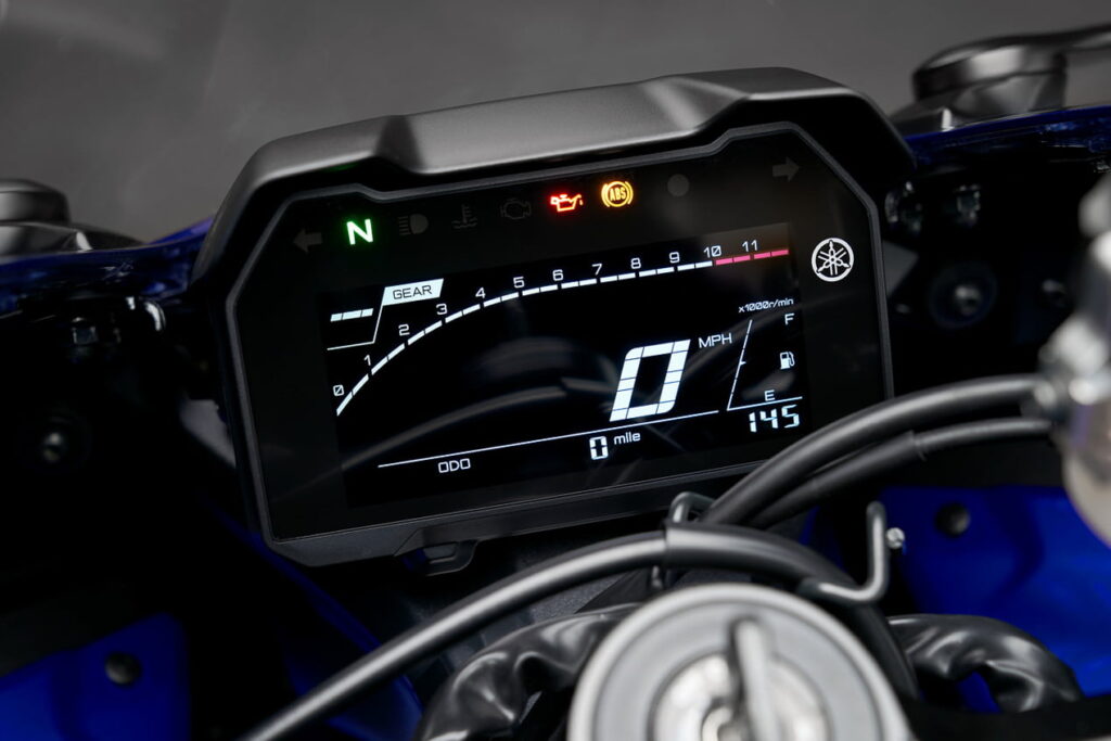 Yamaha YZF-R7 2022 4 yamaha