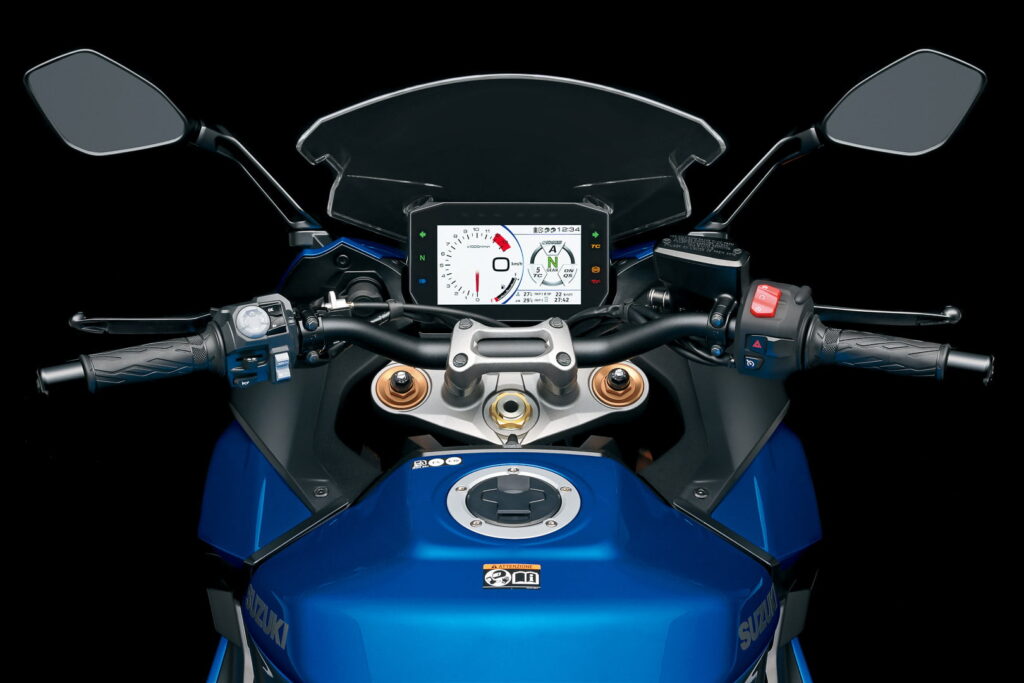Suzuki GSX-S1000GT 2022 2 Suzuki
