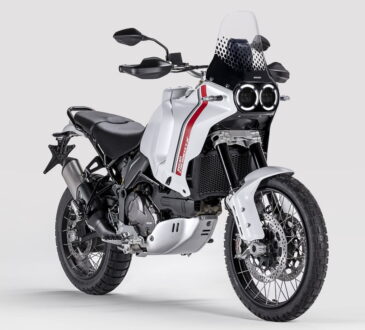 Ducati DesertX 2022