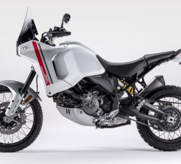 Ficha Tecnica Ducati DesertX 2022