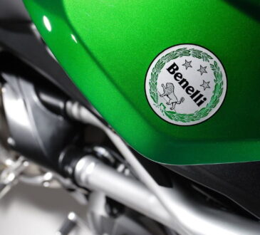 Se revela el futuro motor Benelli TNT800