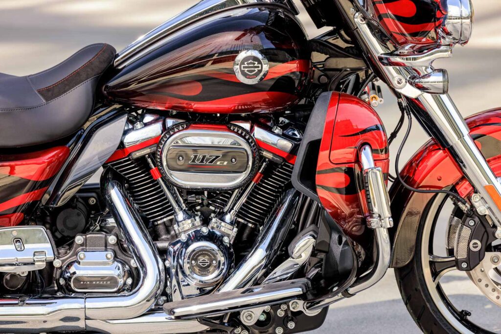 Harley-Davidson CVO Tri Glide 2022 3 Harley-Davidson 2022