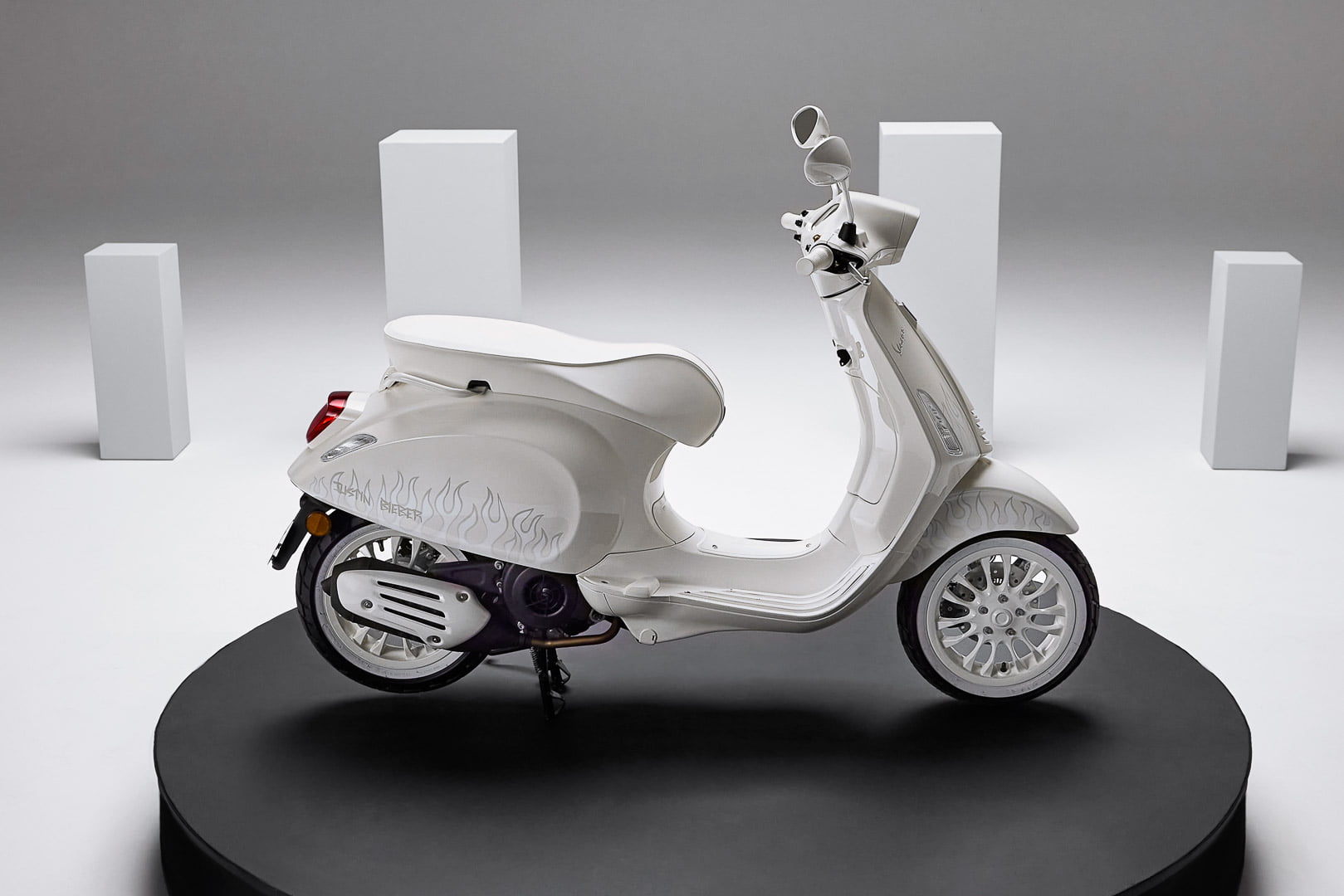 Justin Bieber X Vespa 1 Justin Bieber X Vespa