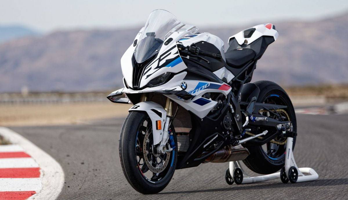 Bridgestone BATTLAX HYPERSPORT S22 seleccionada como equipo original para la BMW S 1000 RR 4 battlax