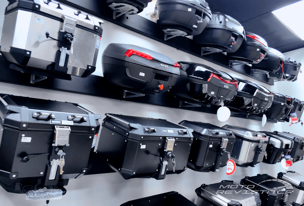 4 Riders Costa Rica Celebra Los 45 Años De Innovación Y Pasión De GIVI