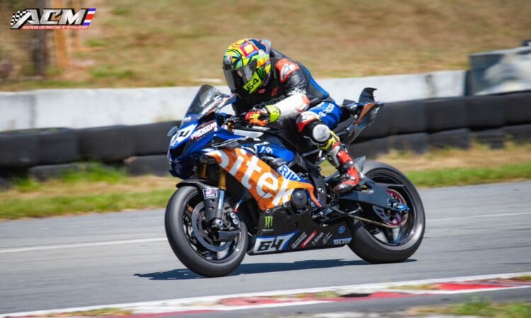 Arrancó Campeonato Nacional de Motovelocidad ACM en Parque Viva