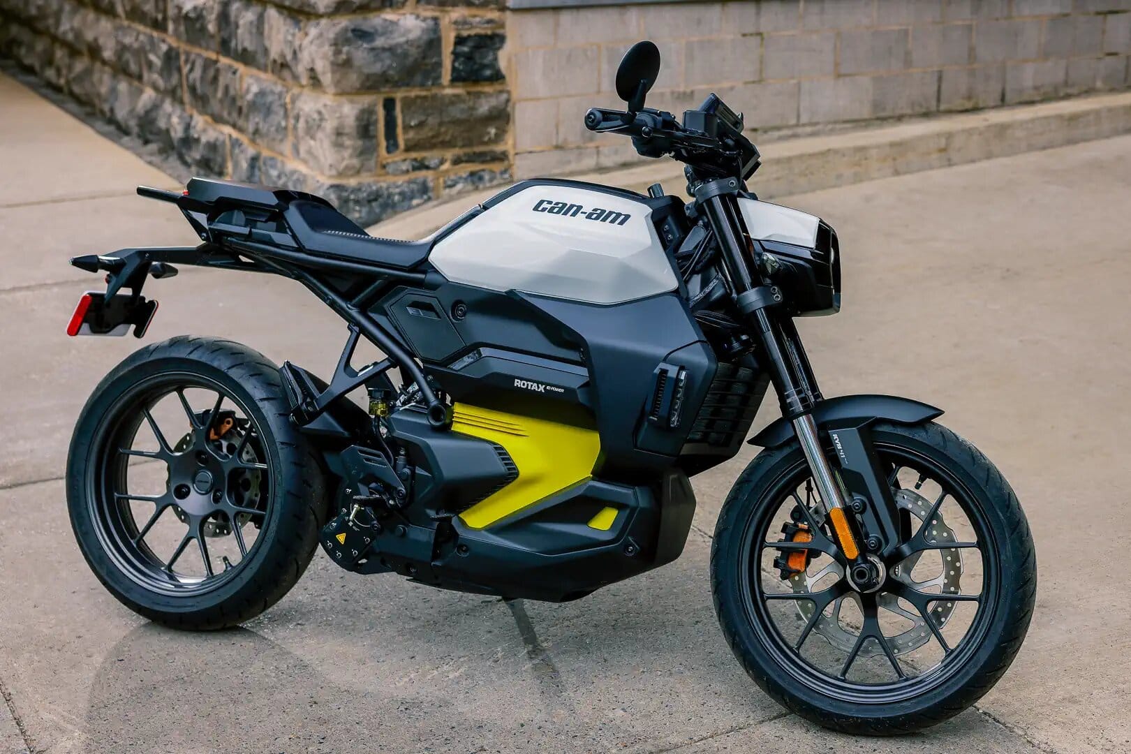 can am 2025