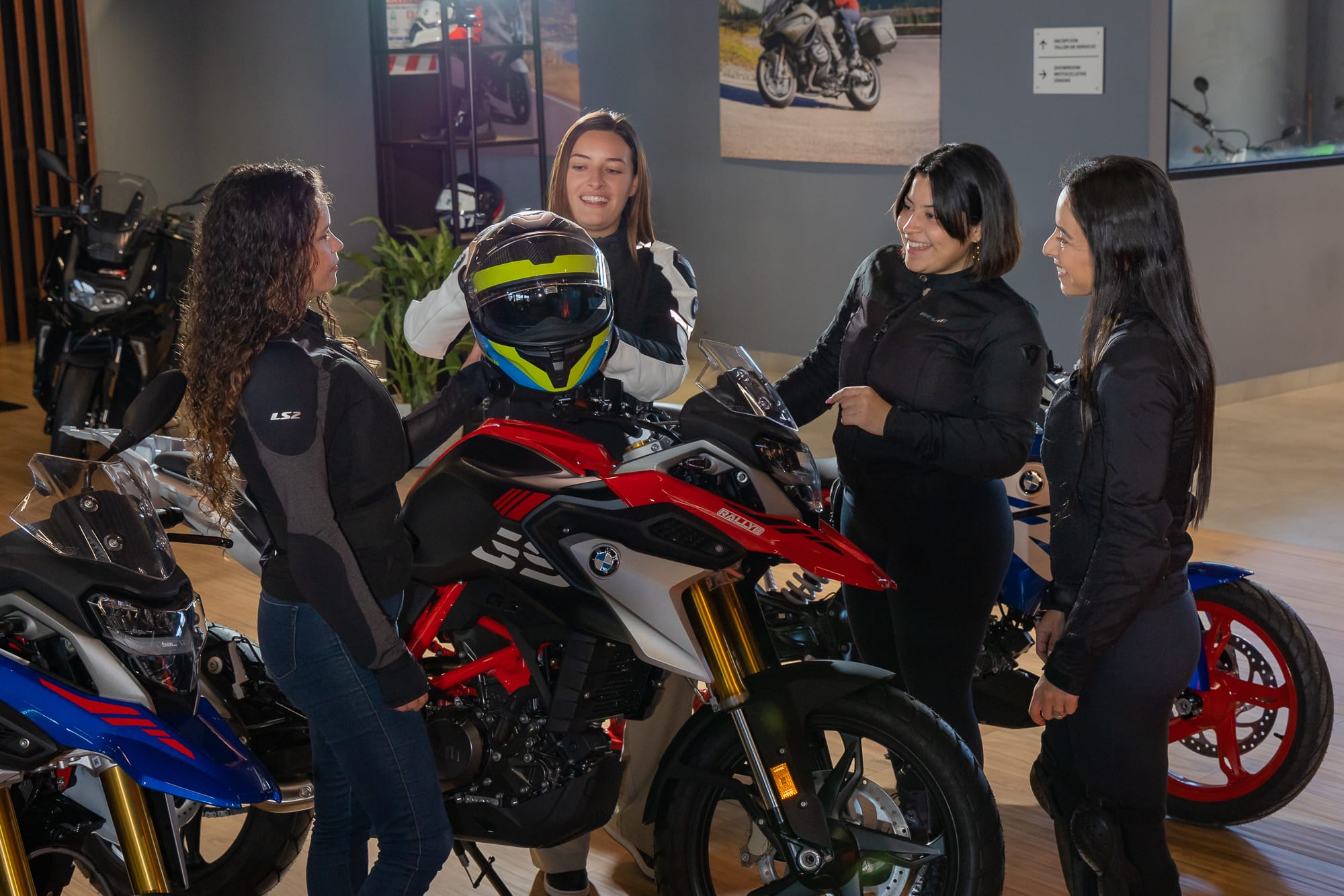 El 80% de las motociclistas dicen ser juzgadas por ser mujeres 1 El 80% de las motociclistas dicen ser juzgadas por ser mujeres