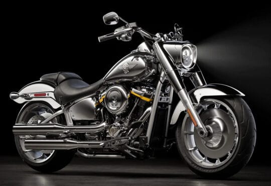 Harley-Davidson Fat Boy Gray Ghost 2025