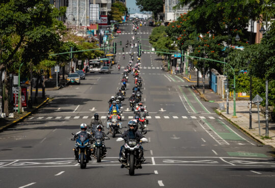 Rodada Rosa reúne a más de 200 motociclistas
