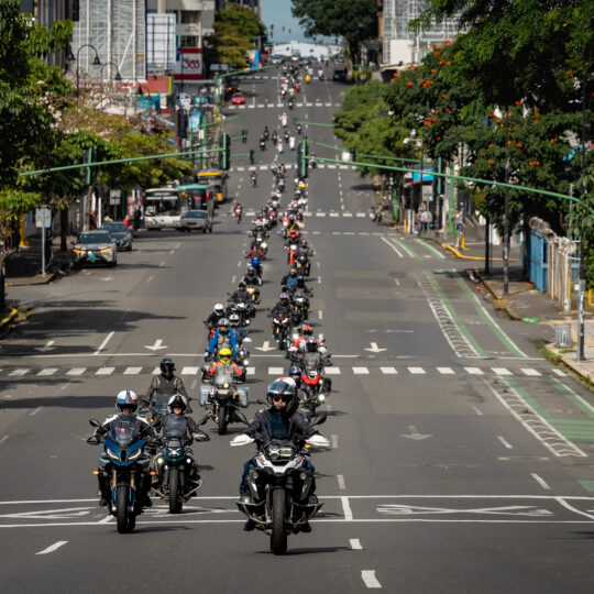 Rodada Rosa reúne a más de 200 motociclistas