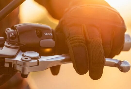 Embrague húmedo vs embrague seco