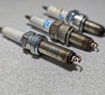 Desgaste de bujía en una moto