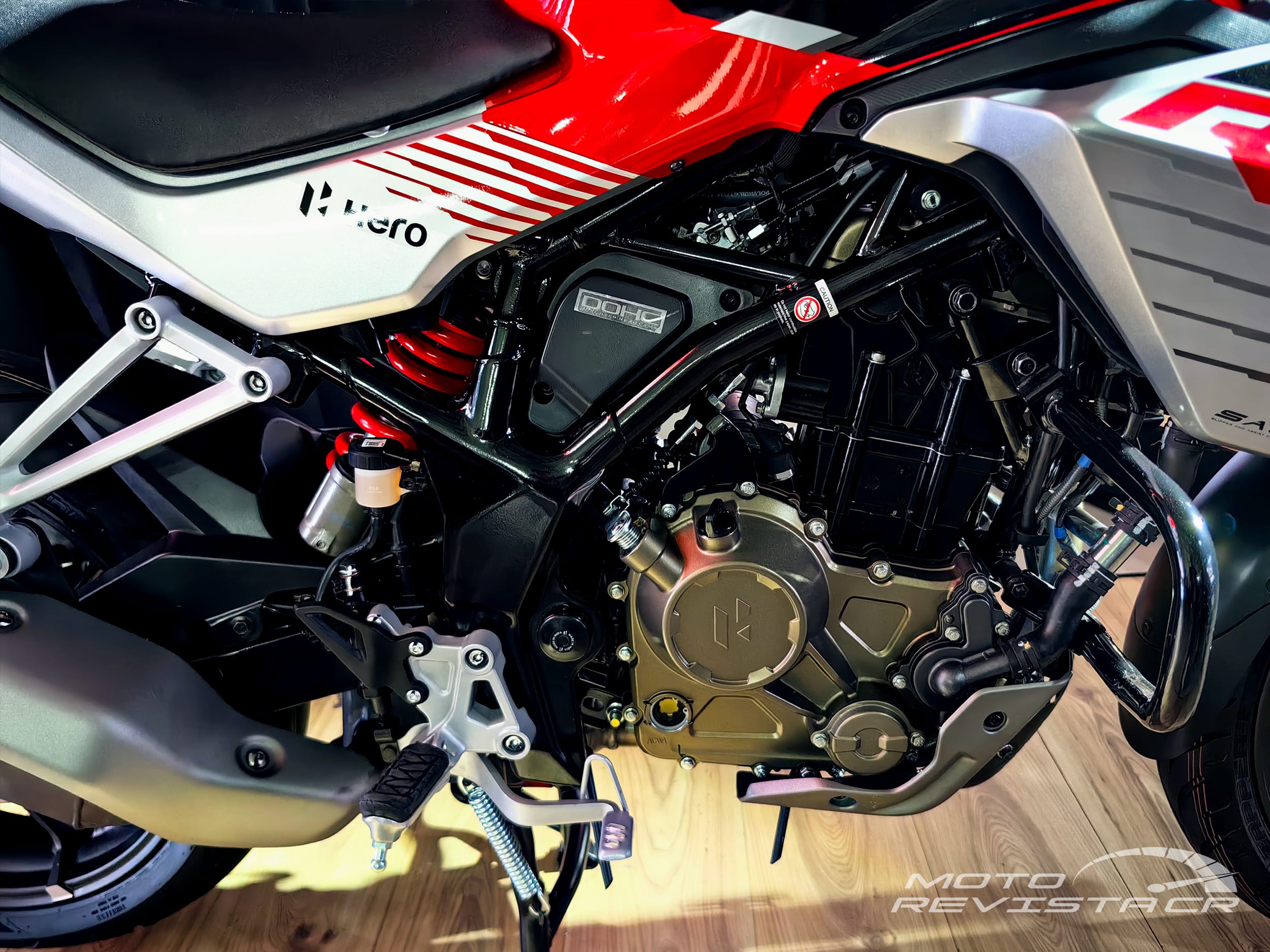 Hero MotoCorp presenta en Costa Rica la nueva Hunk 250R, su apuesta para competir en el segmento 250cc 3 motos hero